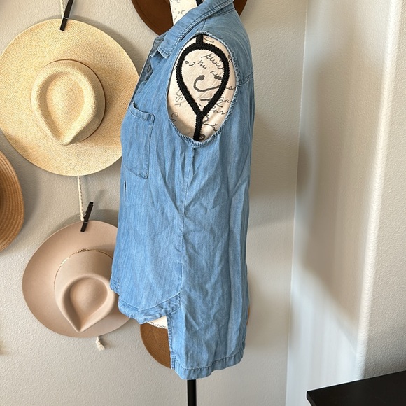 Billy T chambray top - Picture 2 of 5